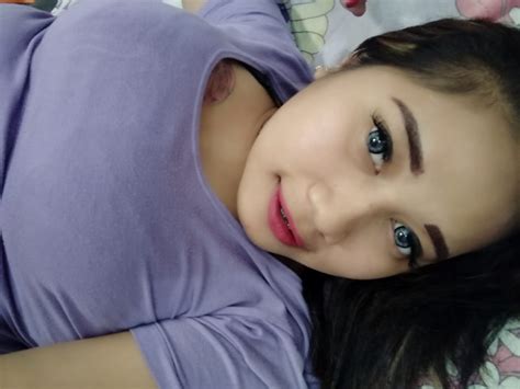 Abg Cantik Mulus Lagi Bugil Sambil Selfi